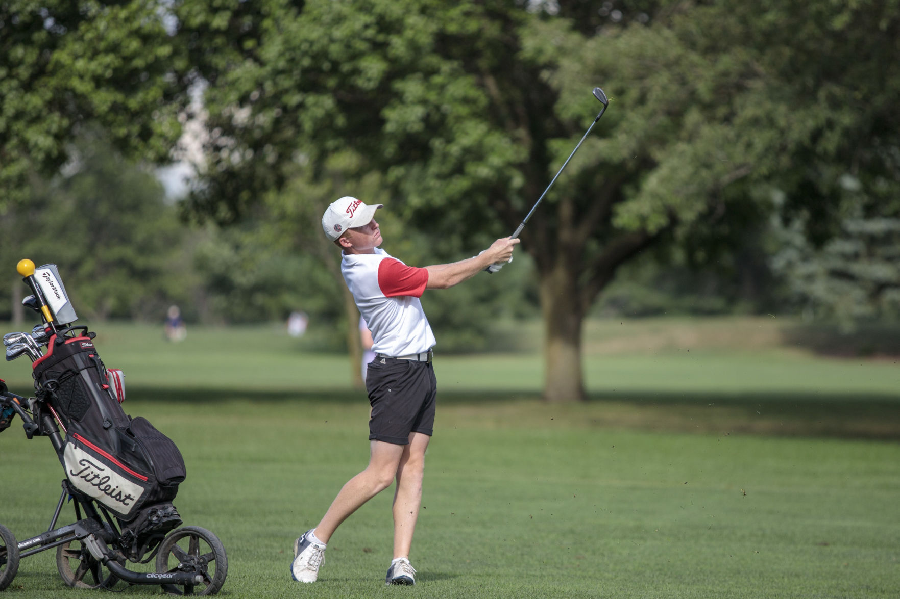 GALLERY-boys-golf-082620-19.jpg